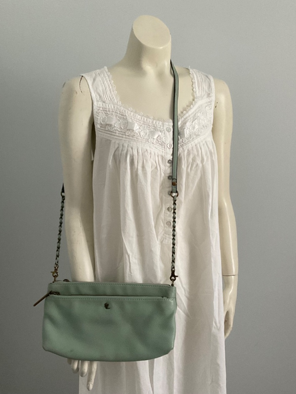 Elliott Lucca leather crossbody,green. - Picture 10 of 13